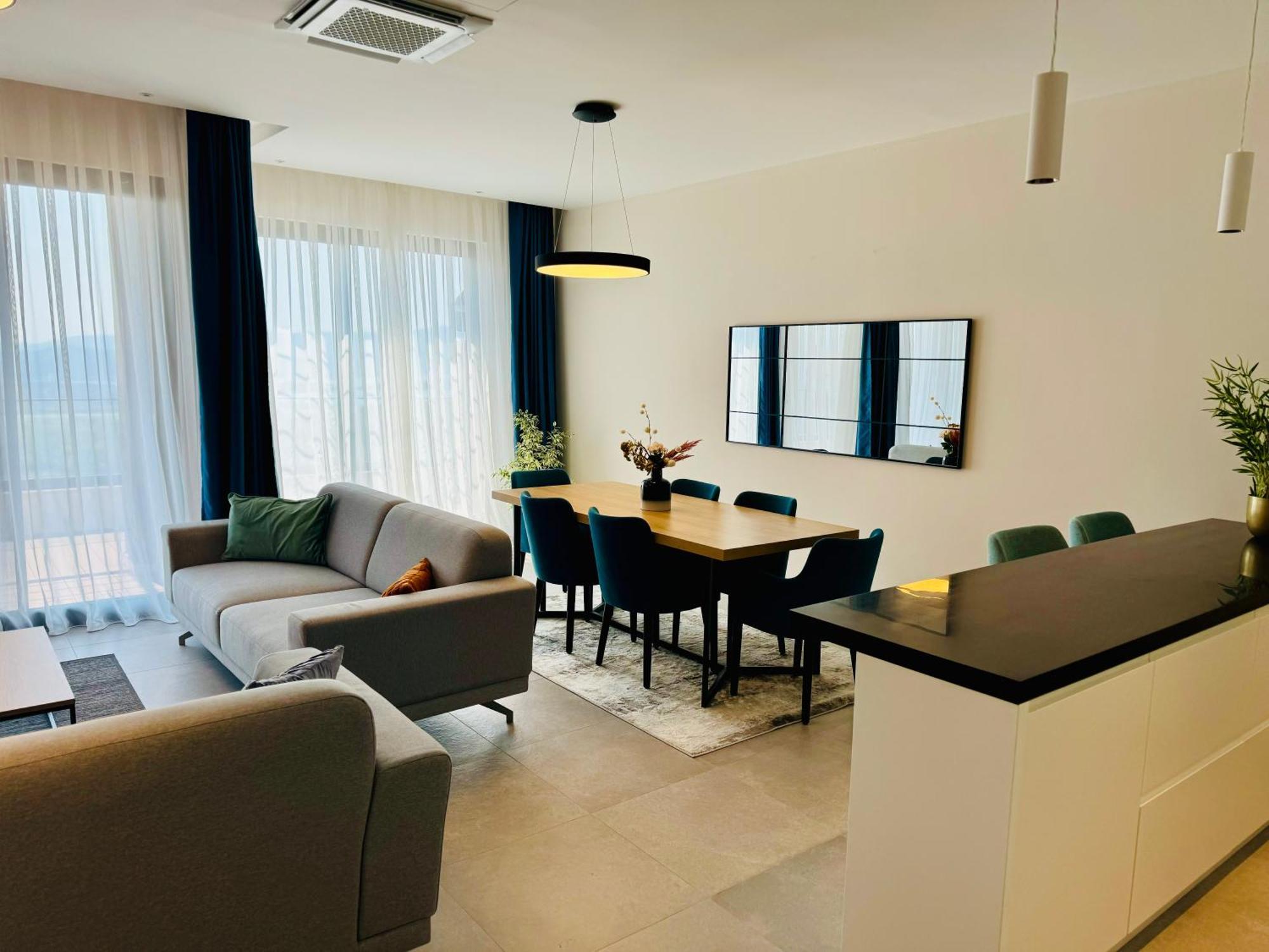 Royal Blue Resort & Residences Kavac Ngoại thất bức ảnh